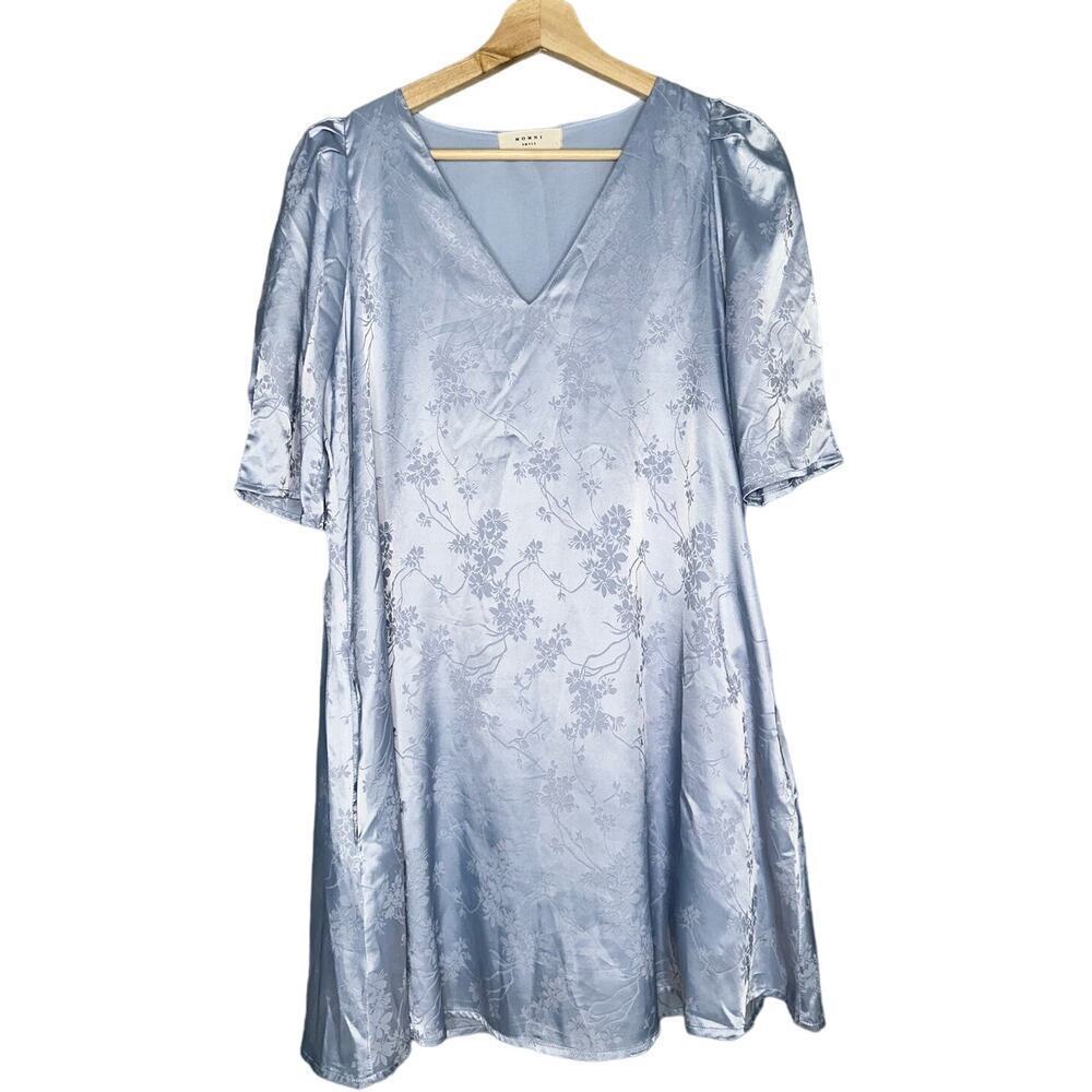 Momni Satin Floral Embroidered Mini Dress Baby Blue Pockets Size Small